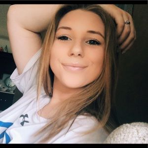 Meet your Posher, Avery